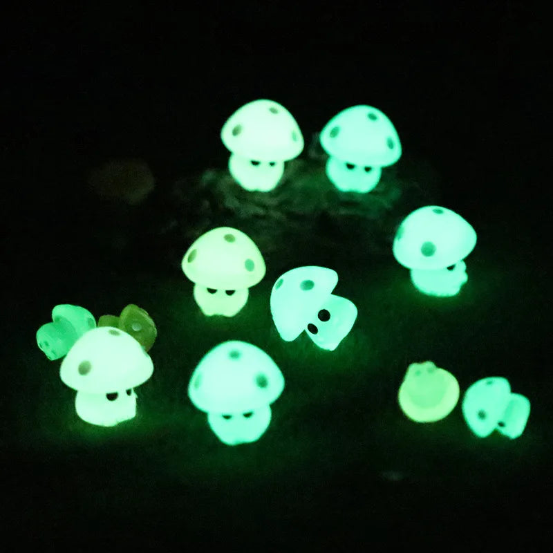 5-20PCS Mini Mushroom Elf Moss Microlandscape Decoration Miniature Luminous Mushrooms Fairy Garden Accessories Home DIY Decor